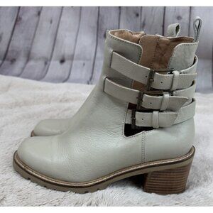 SEYCHELLES Women’s Give It A Whirl Off White Leather Buckle Ankle Booties Sz 7.5